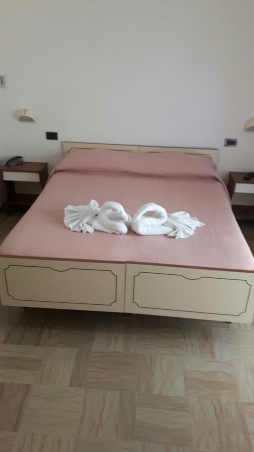 Hotel Villa Podgora Rimini Ngoại thất bức ảnh
