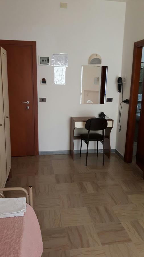 Hotel Villa Podgora Rimini Ngoại thất bức ảnh