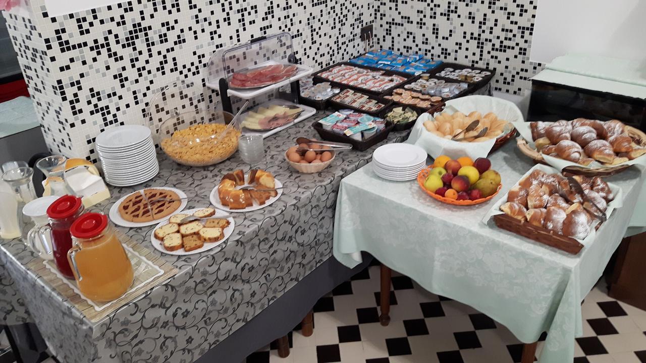 Hotel Villa Podgora Rimini Ngoại thất bức ảnh